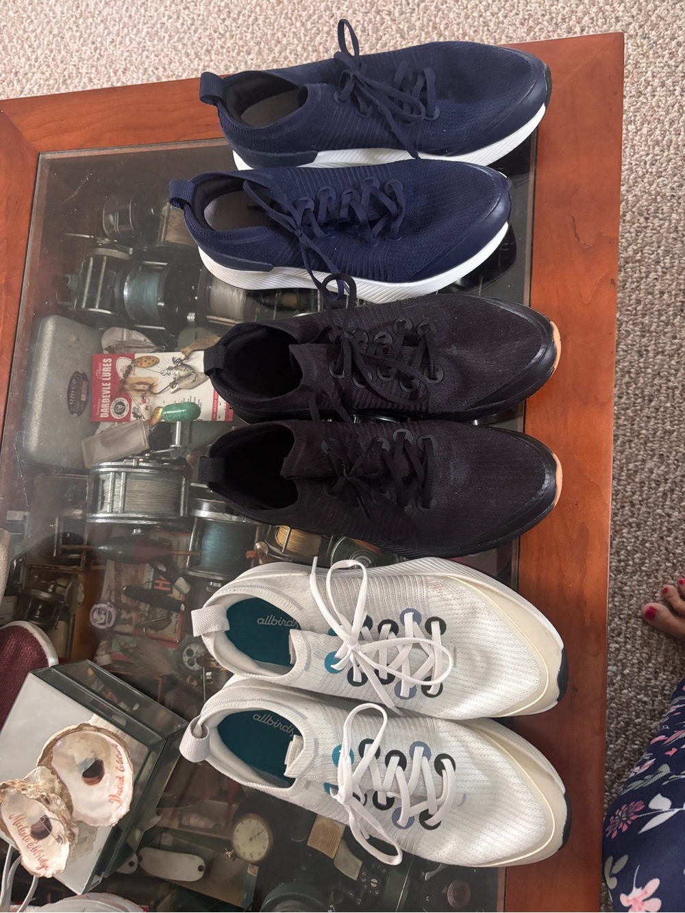 Allbirds women’s walking Sneakers - Lightweight Comfort sz 10.